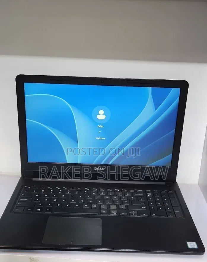 New Laptop Dell Vostro 15 3000 8GB Intel Core i5 SSD 1T