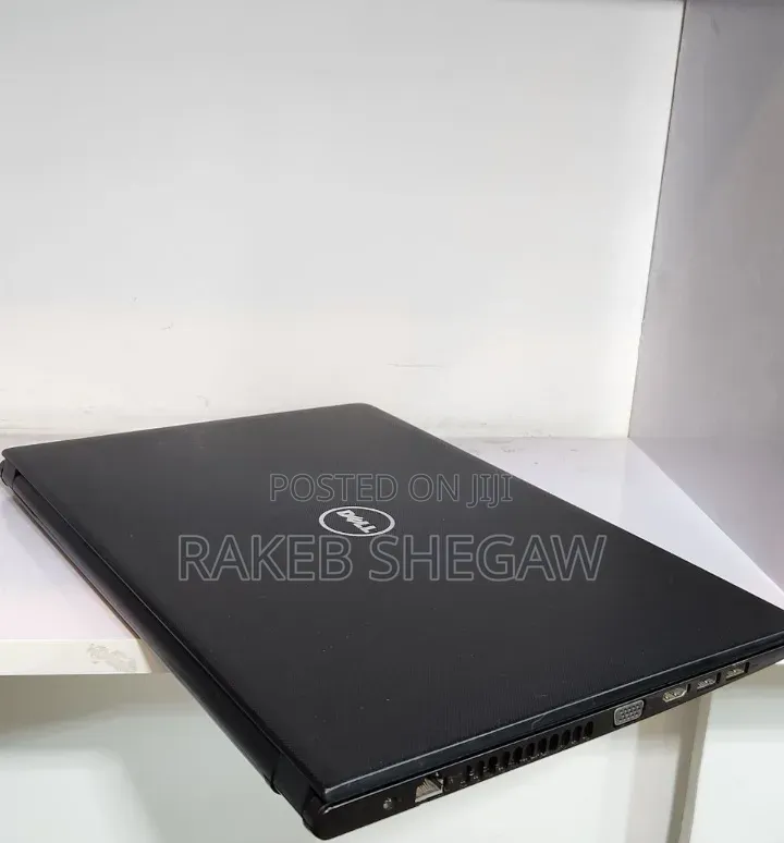 New Laptop Dell Vostro 15 3000 8GB Intel Core i5 SSD 1T
