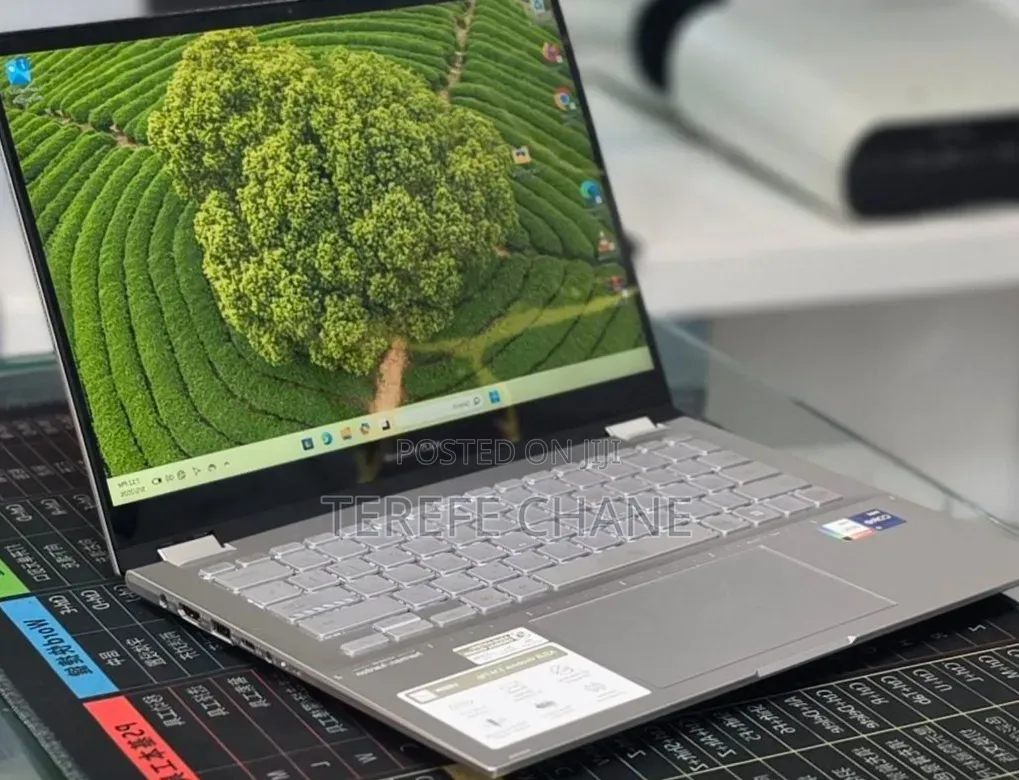 New Laptop Asus Vivobook 14 16GB Intel Core i9 SSD 1T