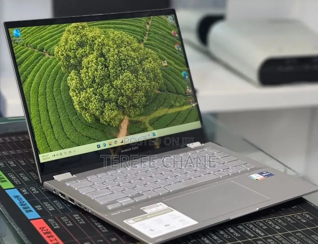 New Laptop Asus Vivobook 14 16GB Intel Core i9 SSD 1T