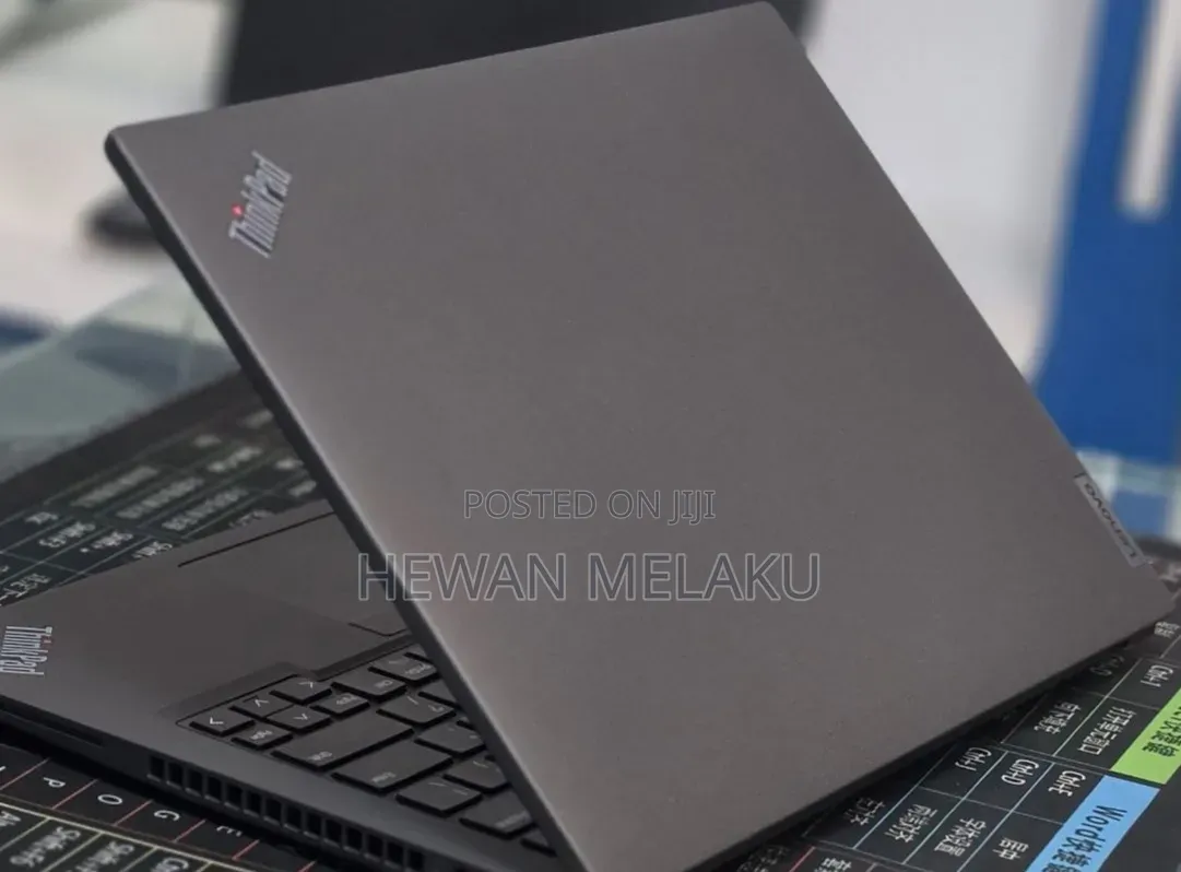 New Laptop Lenovo ThinkPad T14 16GB Intel Core i7 SSD 512GB