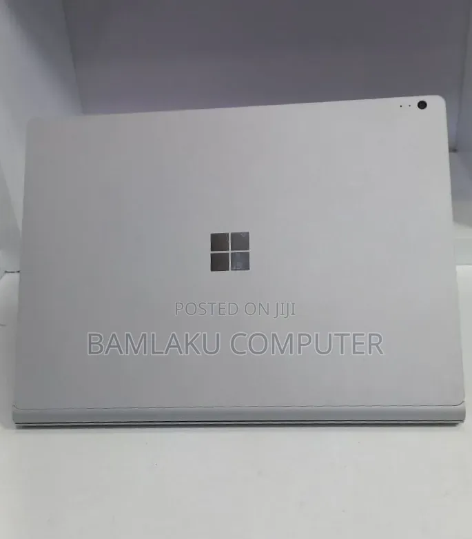 New Laptop Microsoft Surface Book 2 16GB Intel Core i7 SSD 512GB