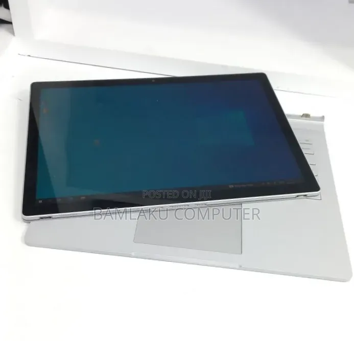 New Laptop Microsoft Surface Book 2 16GB Intel Core i7 SSD 512GB