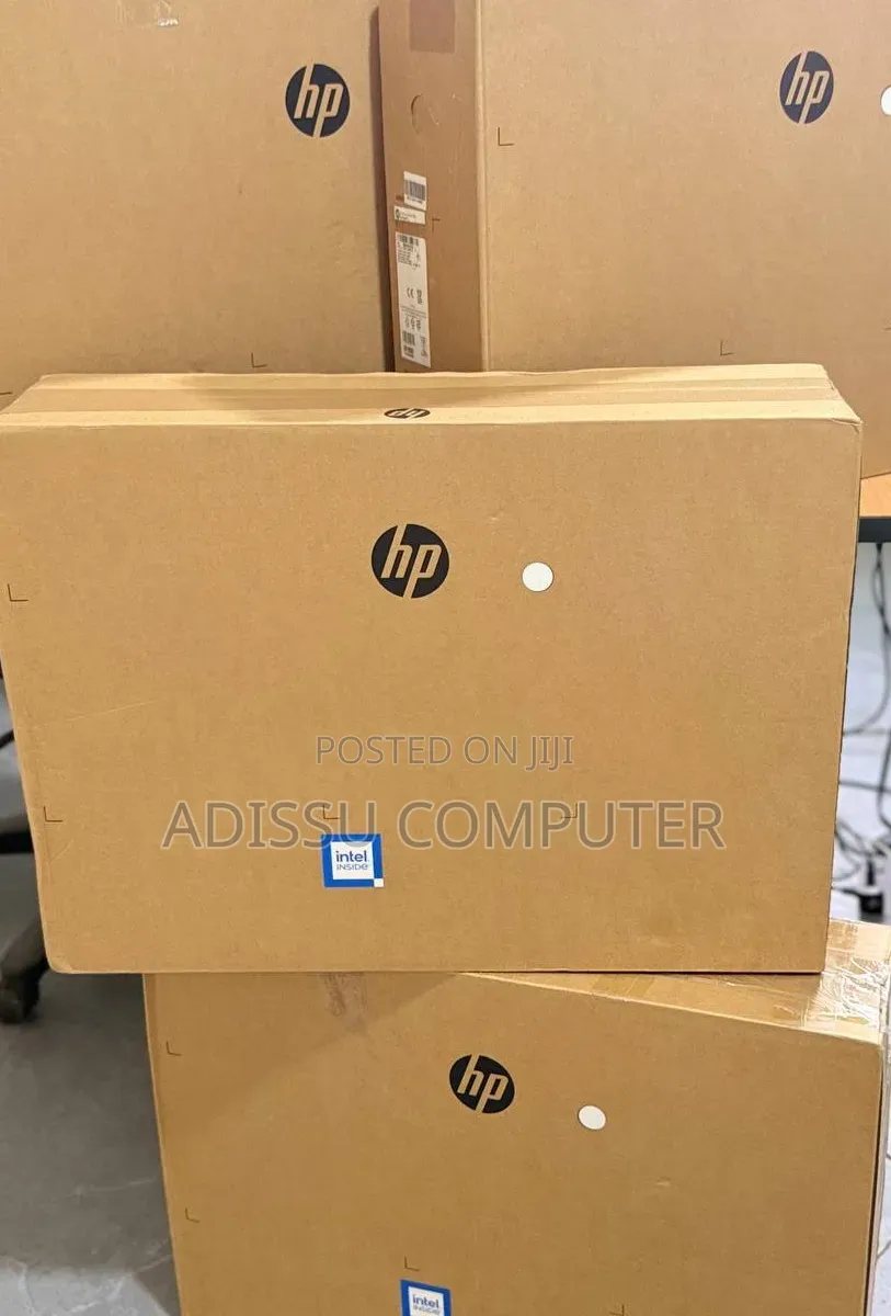 New HP 200 G4 22 All-in-One 8GB Intel Core i5 SSD 512GB
