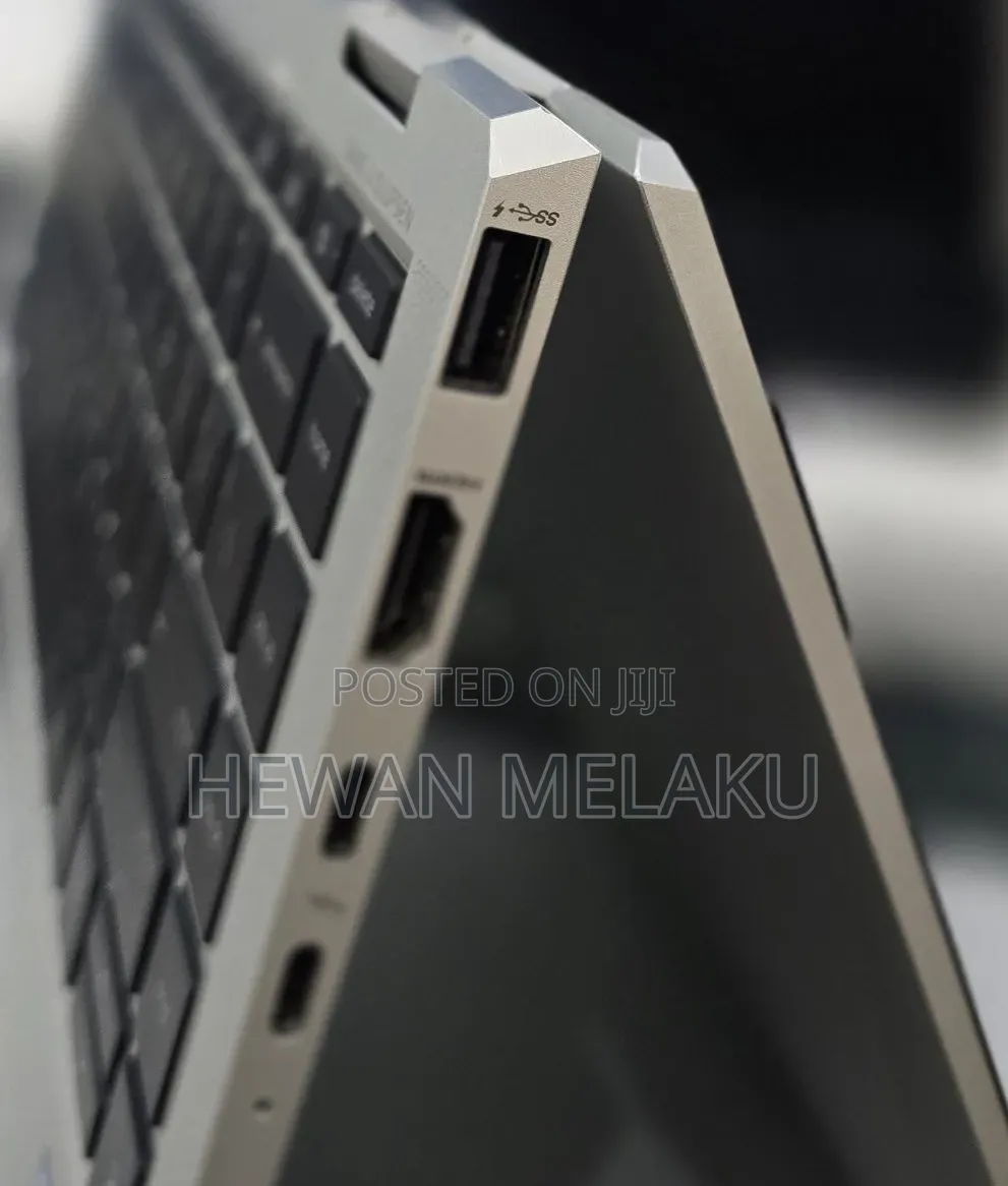 New Laptop HP EliteBook 1040 G8 16GB Intel Core i7 SSD 512GB