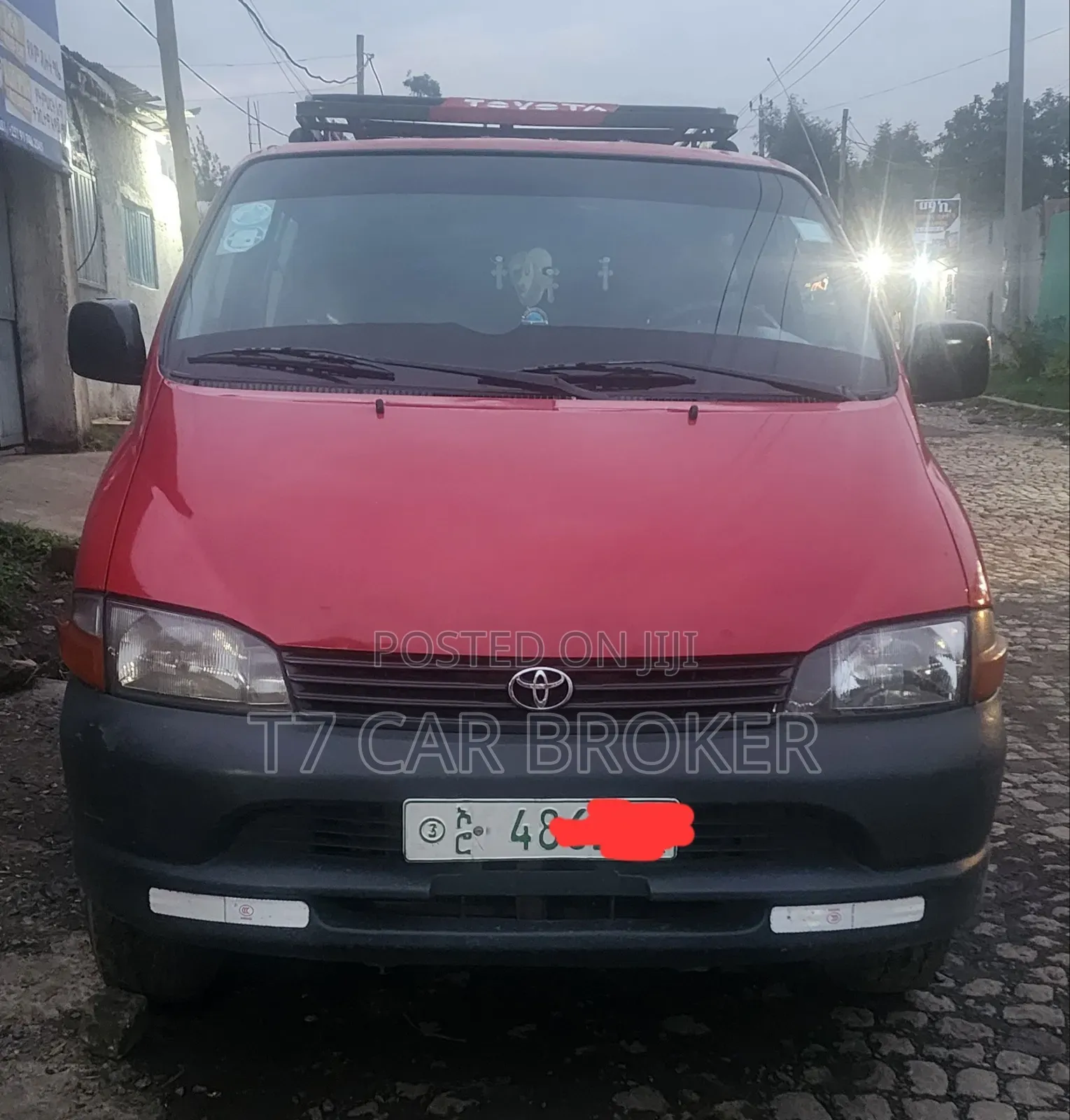 Toyota Grand HiAce 1999 Red