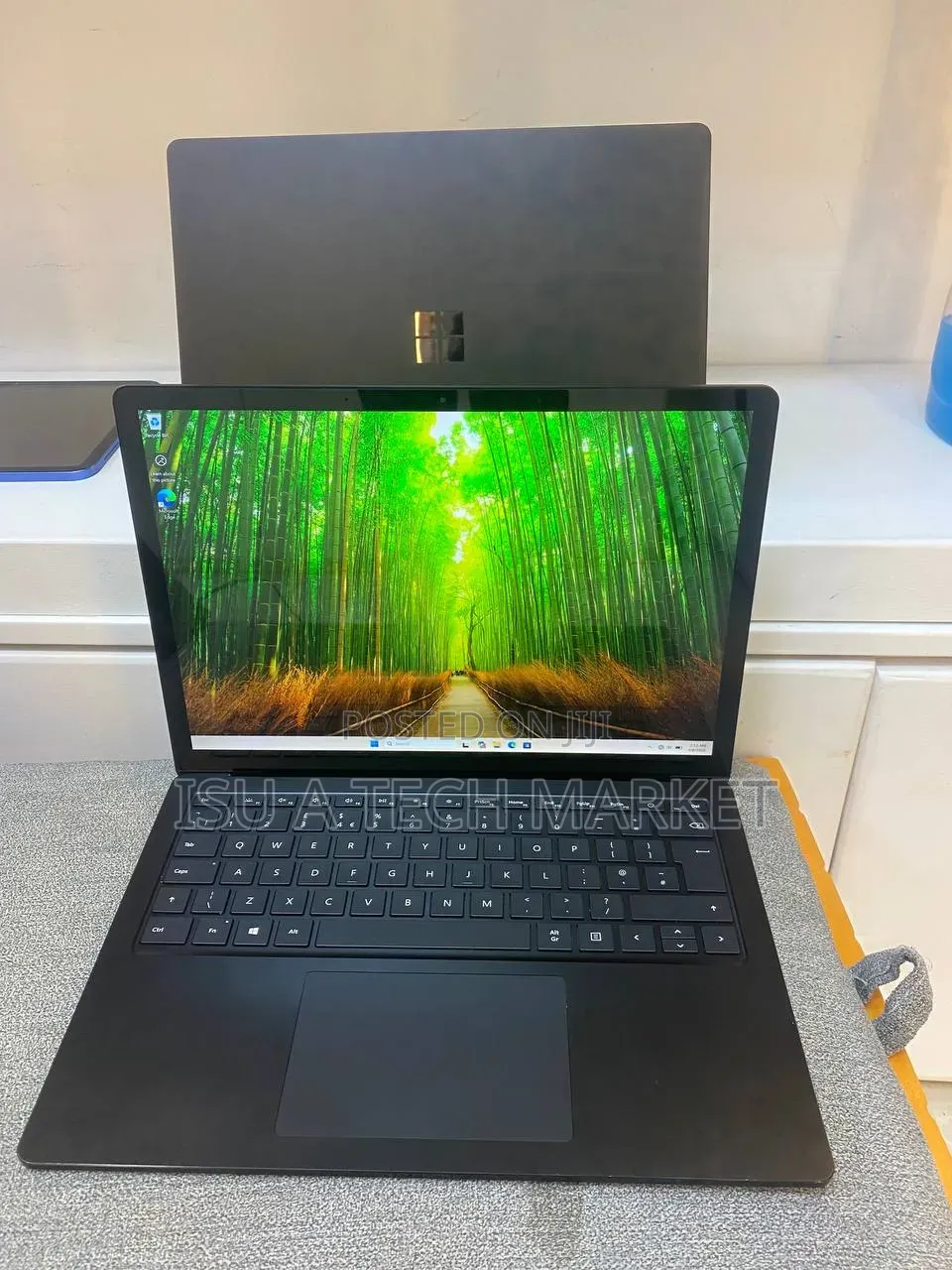 New Laptop Microsoft Surface Laptop 4 16GB Intel Core i7 SSD 512GB