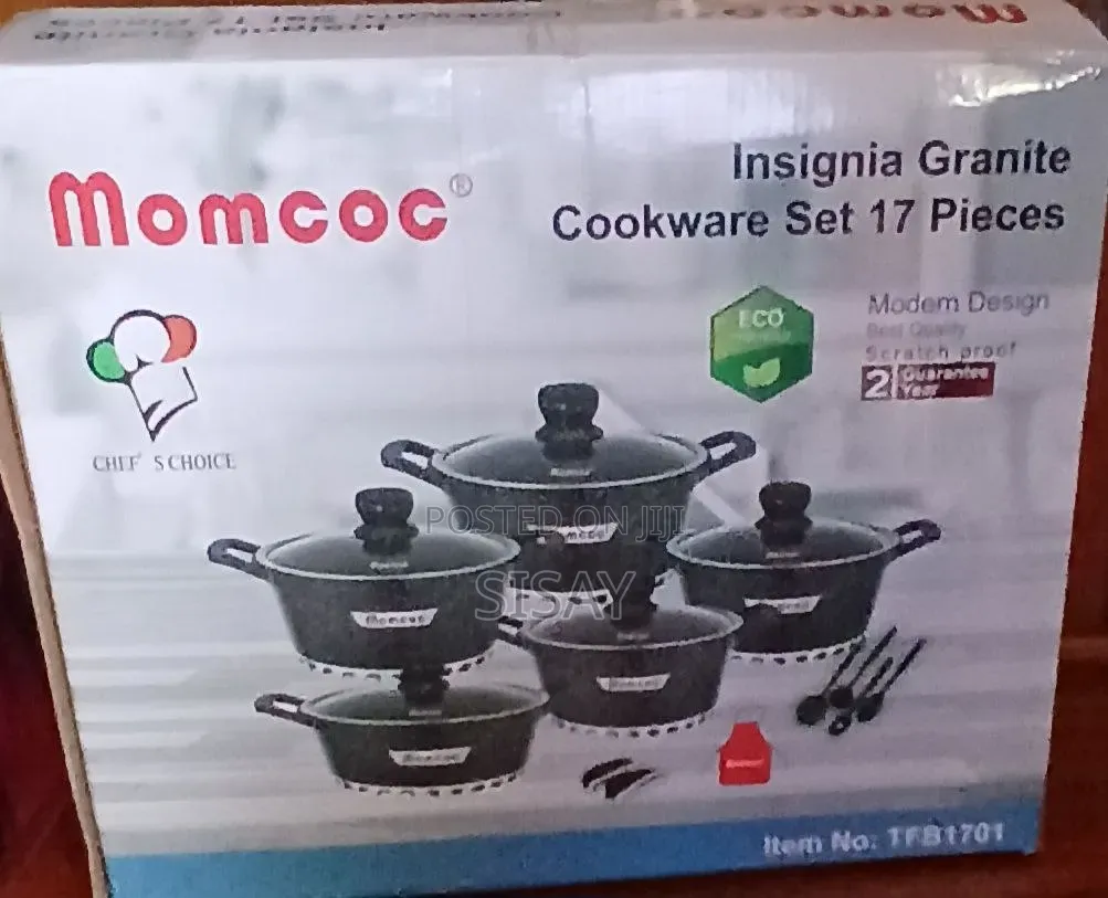 አራት ሴራሚክ ድስት እና መጥበሻ