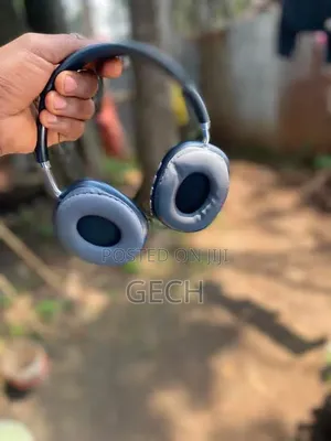 P9 Headset