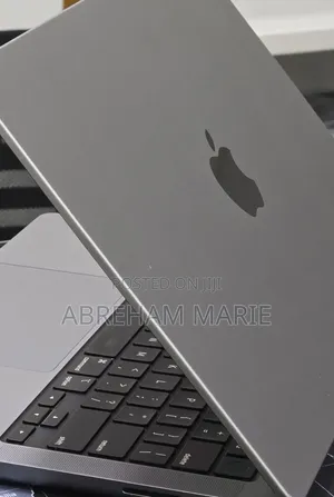 New Laptop Apple MacBook Pro 2021 M1 8GB Apple M1 Pro SSD 512GB