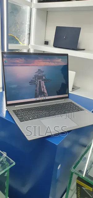 New Laptop HP ZBook 15 16GB Intel Core i7 SSD 512GB
