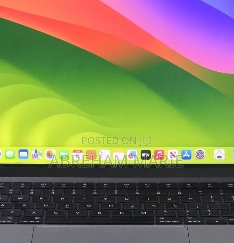 New Laptop Apple MacBook Pro 2021 M1 8GB Apple M1 Pro SSD 512GB