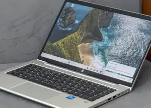 New Laptop HP ProBook 440 G10 8GB Intel Core i3 SSD 256GB