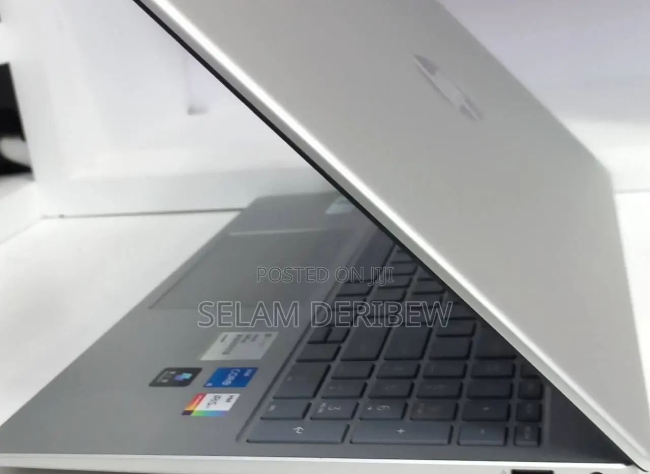 New Laptop HP Stream Notebook 16GB Intel Core i5 SSD 1T