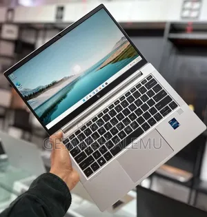 New Laptop HP EliteBook 630 G10 16GB Intel Core i7 SSD 512GB