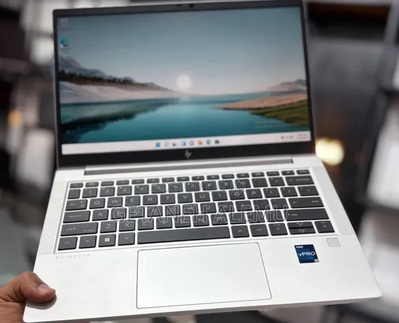 New Laptop HP EliteBook 630 G10 16GB Intel Core i7 SSD 512GB