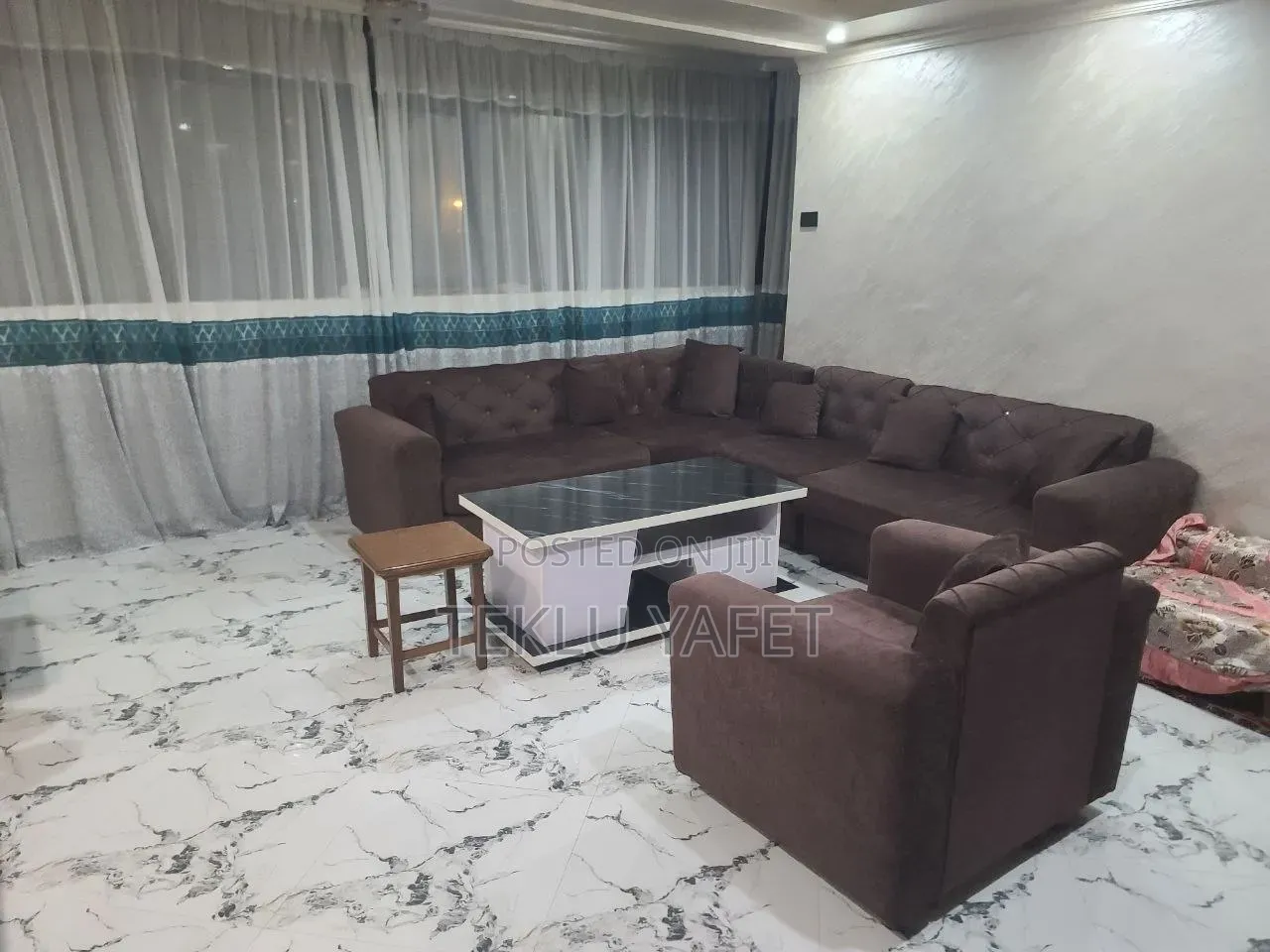 Good Condition Living Room Sofas