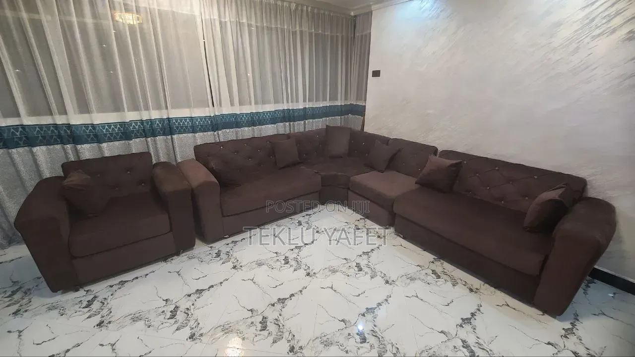 Good Condition Living Room Sofas