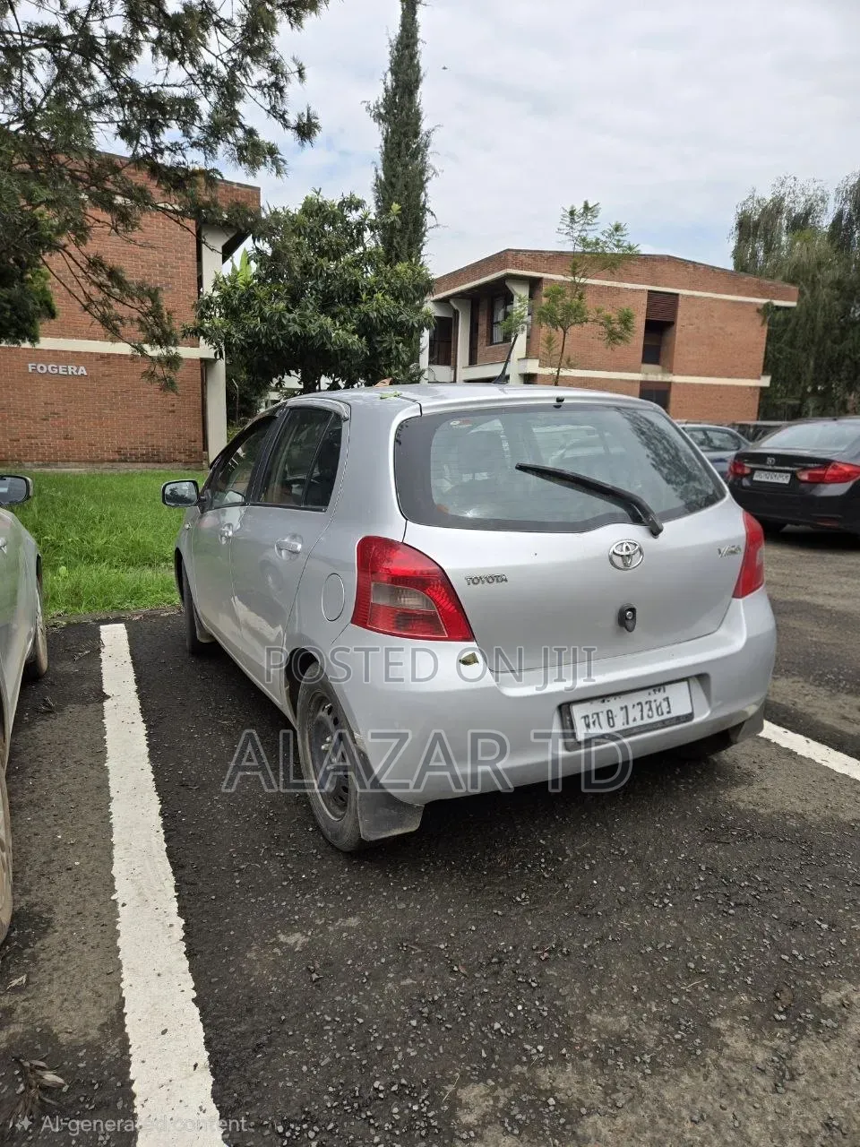 Toyota Yaris 2001 Silver