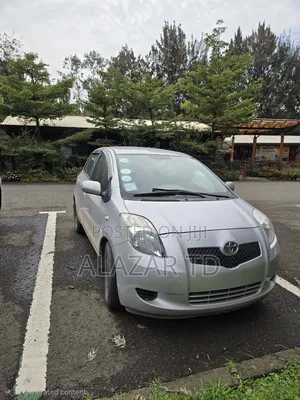 Toyota Yaris 2001 Silver