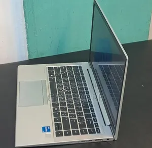 New Laptop HP EliteBook 840 G8 16GB Intel Core i5 SSD 512GB