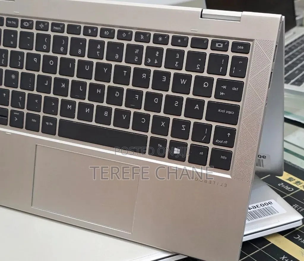 New Laptop HP EliteBook 830 G8 16GB Intel Core i7 SSD 512GB