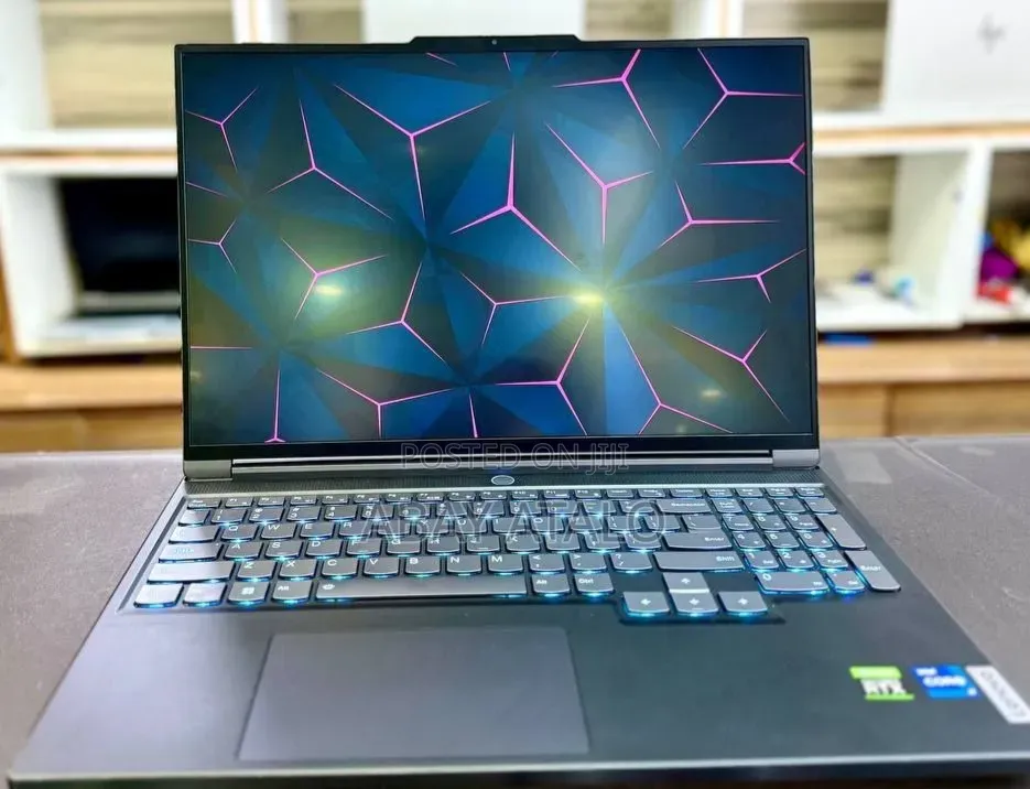 New Laptop Lenovo Legion 5 16GB Intel Core i7 SSD 512GB