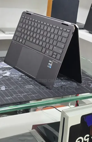 New Laptop HP Spectre X360 16GB Intel Core i7 SSD 512GB