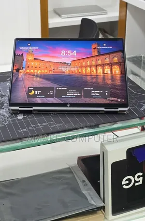 New Laptop HP Spectre X360 16GB Intel Core i7 SSD 512GB