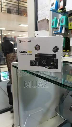 Hollyland Lark M2 – Wireless Lavalier Microphone