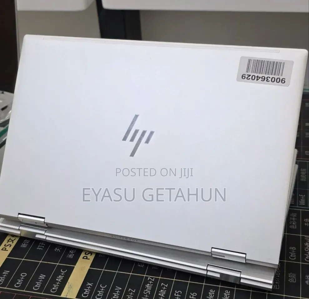 New Laptop HP EliteBook 830 G8 16GB Intel Core i5 SSD 512GB