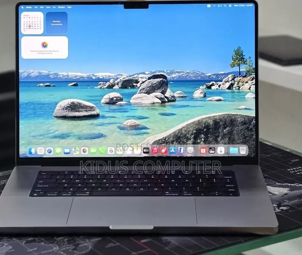 New Laptop Apple MacBook Pro 2023 M2 16GB Apple M2 SSD 512GB