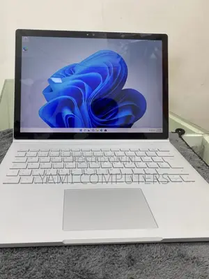 New Laptop Microsoft Surface Book 8GB Intel Core i5 SSD 128GB