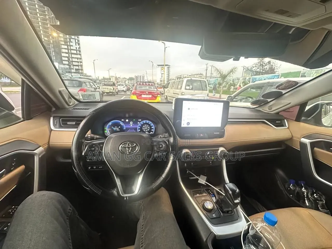 Toyota RAV4 2022 White
