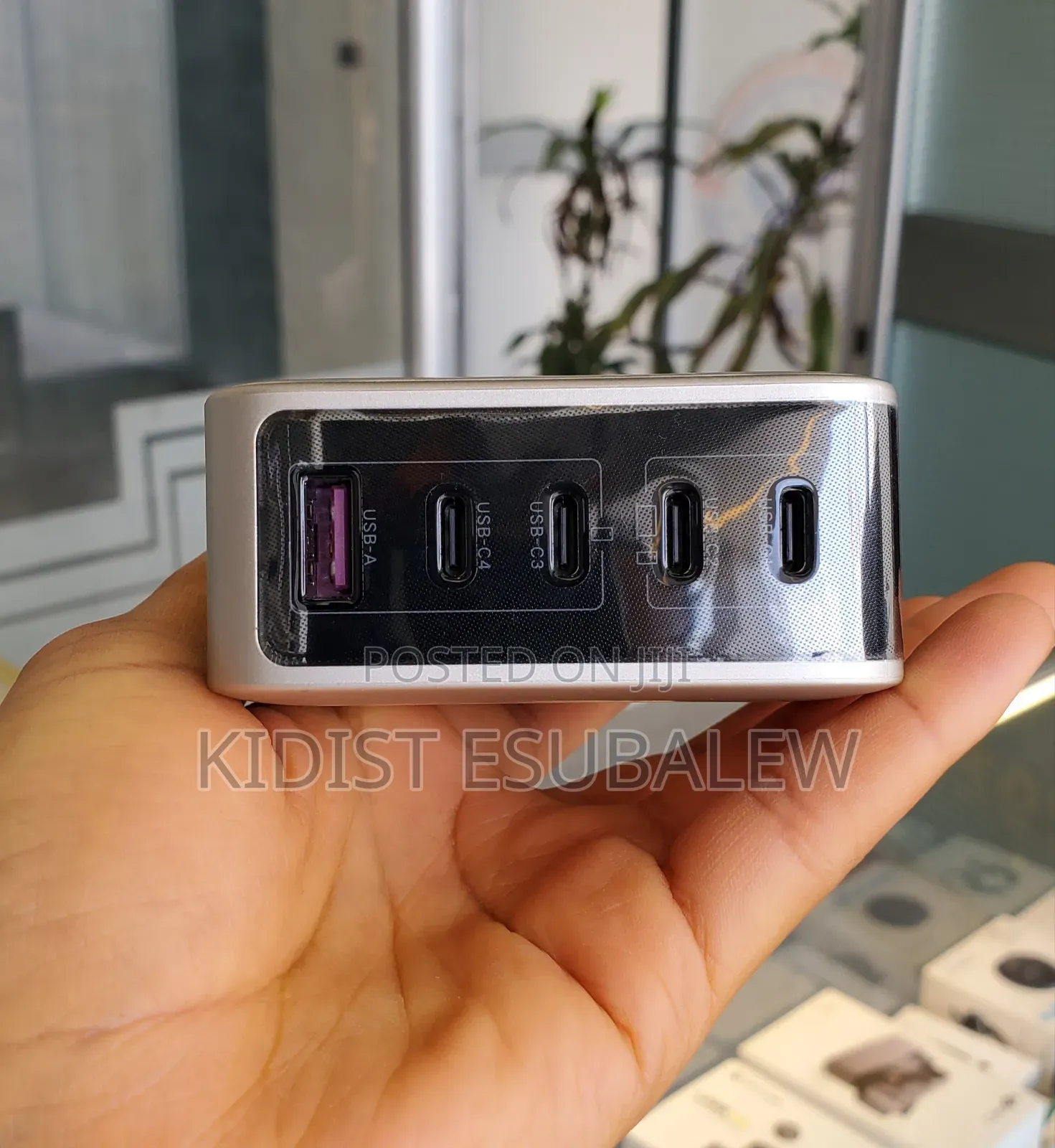 UGREEN Nexode Pro 160W GaN Charger