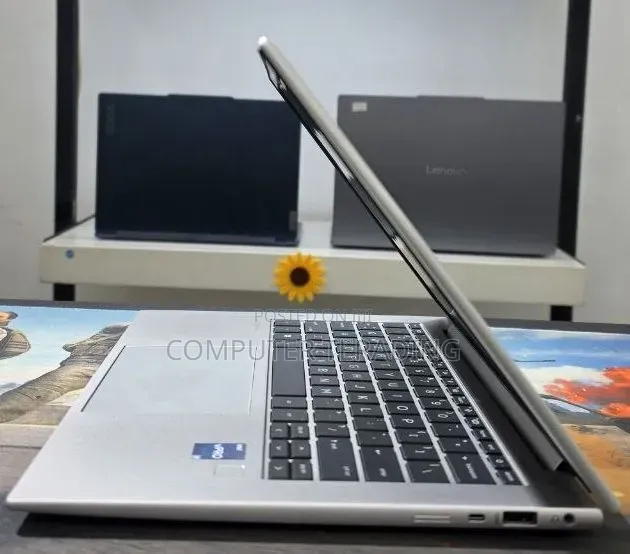 New Laptop HP EliteBook 840 G10 16GB Intel Core i7 SSD 512GB