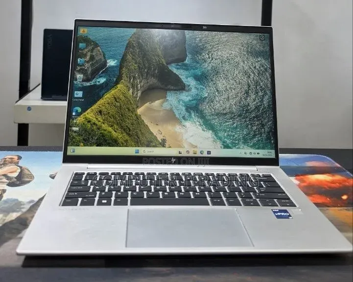 New Laptop HP EliteBook 840 G9 16GB Intel Core i7 SSD 512GB