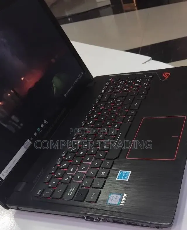 Laptop Asus ROG Strix G15 8GB Intel Core i5 SSD 256GB
