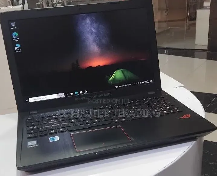 Laptop Asus ROG Strix G15 8GB Intel Core i5 SSD 256GB