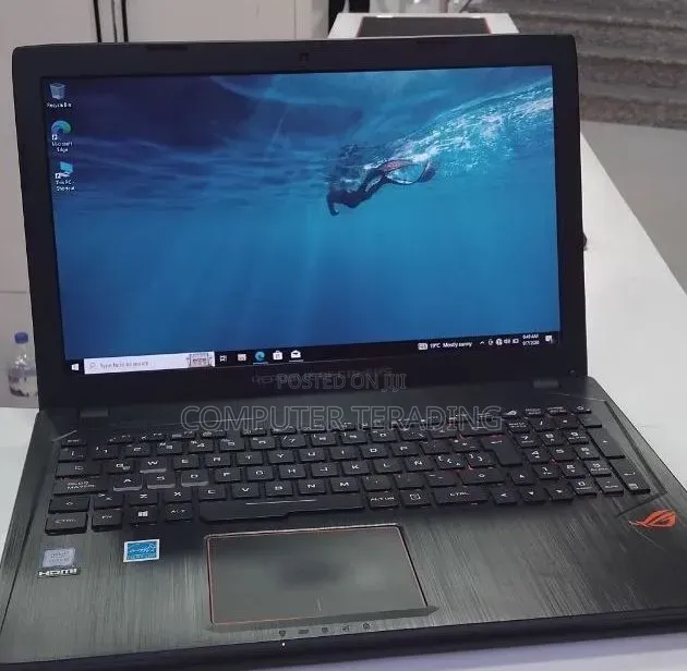 Laptop Asus ROG Strix G15 8GB Intel Core i5 SSD 256GB