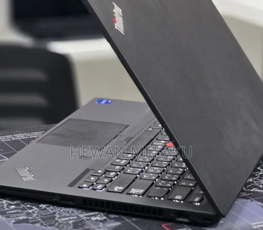 New Laptop Lenovo ThinkPad T14 16GB Intel Core i7 SSD 512GB