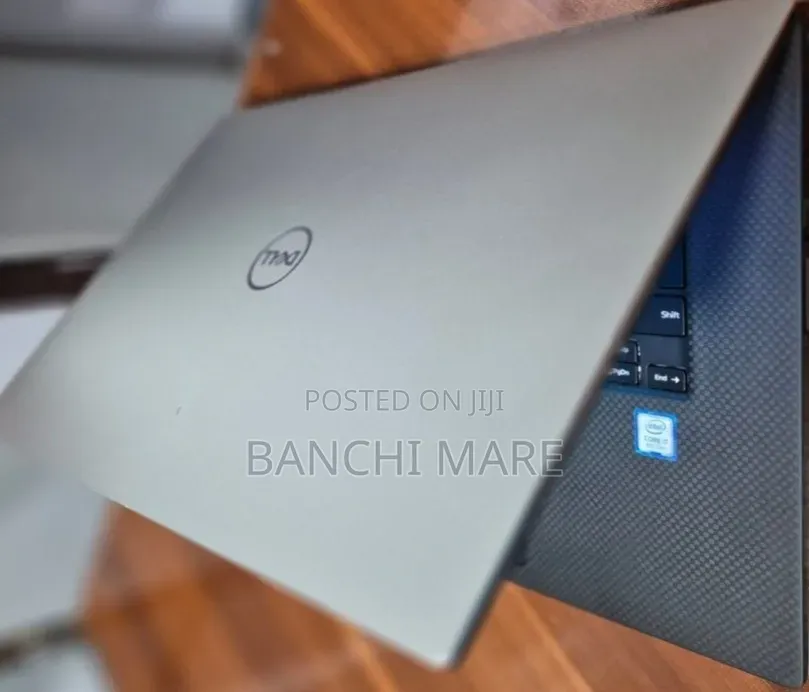 New Laptop Dell XPS 15 16GB Intel Core i7 SSD 512GB