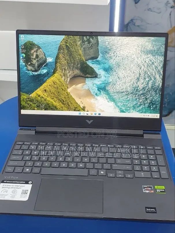 New Laptop HP Victus 16 16GB AMD Ryzen 7 SSD 512GB