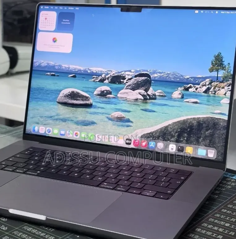New Laptop Apple MacBook Pro 2021 M1 32GB Apple M1 Pro SSD 512GB