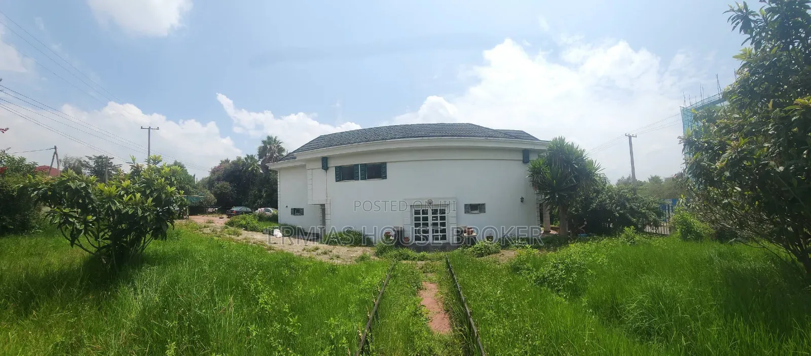 10bdrm Townhouse/Terrace in ሀያትቦታው, Addis Ketema for sale