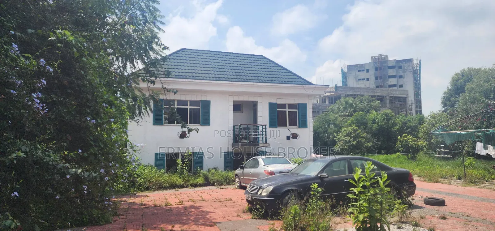 10bdrm Townhouse/Terrace in ሀያትቦታው, Addis Ketema for sale