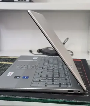 New Laptop HP Stream Notebook 16GB Intel Core i7 SSD 1T