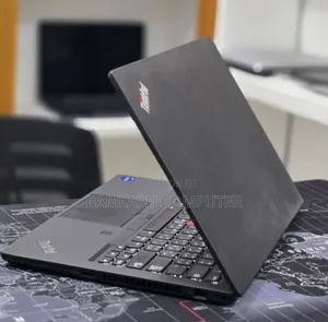 New Laptop Lenovo ThinkPad T14 16GB Intel Core i7 SSD 512GB