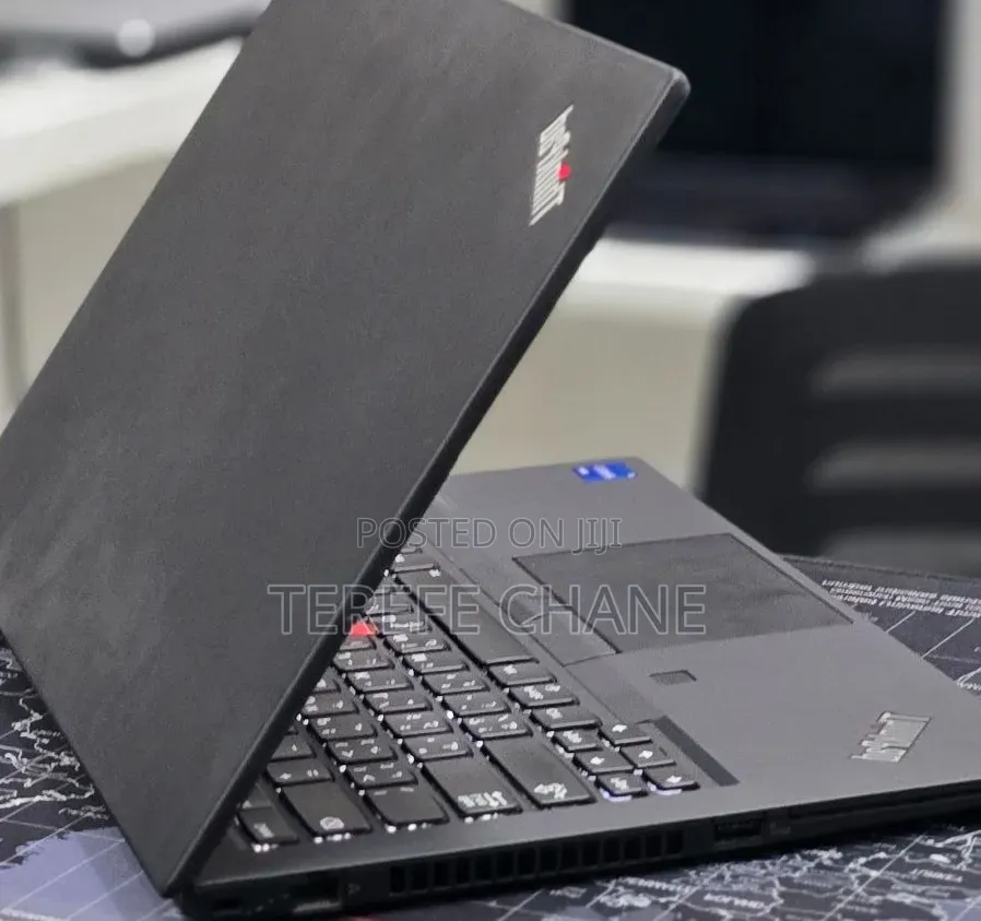 New Laptop Lenovo ThinkPad T14 16GB Intel Core i7 SSD 512GB