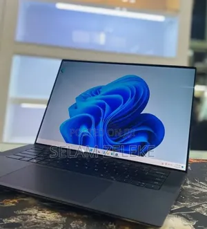 New Laptop Dell 16GB Intel Core i7 SSD 512GB